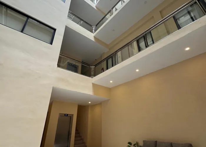 56 Zuna Hotel